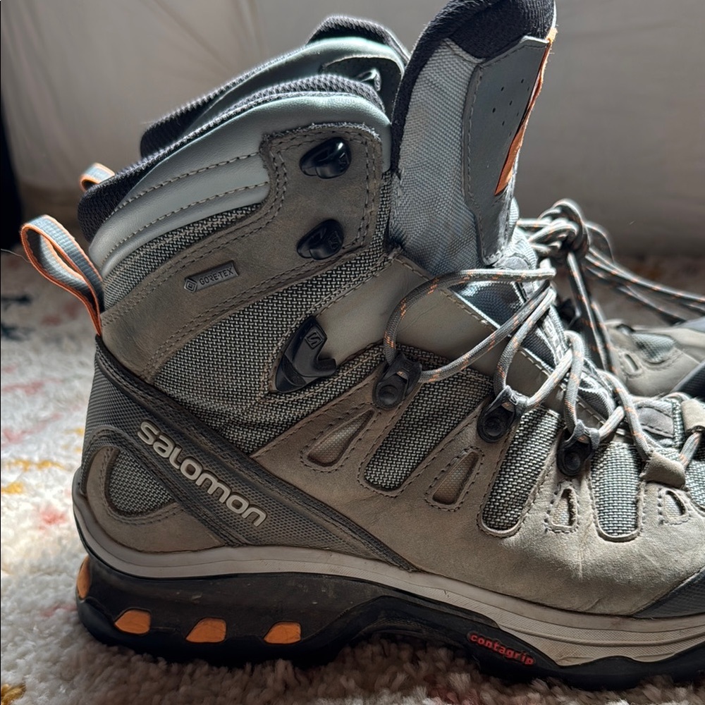 Salomon Hiking Boots Great Condition!